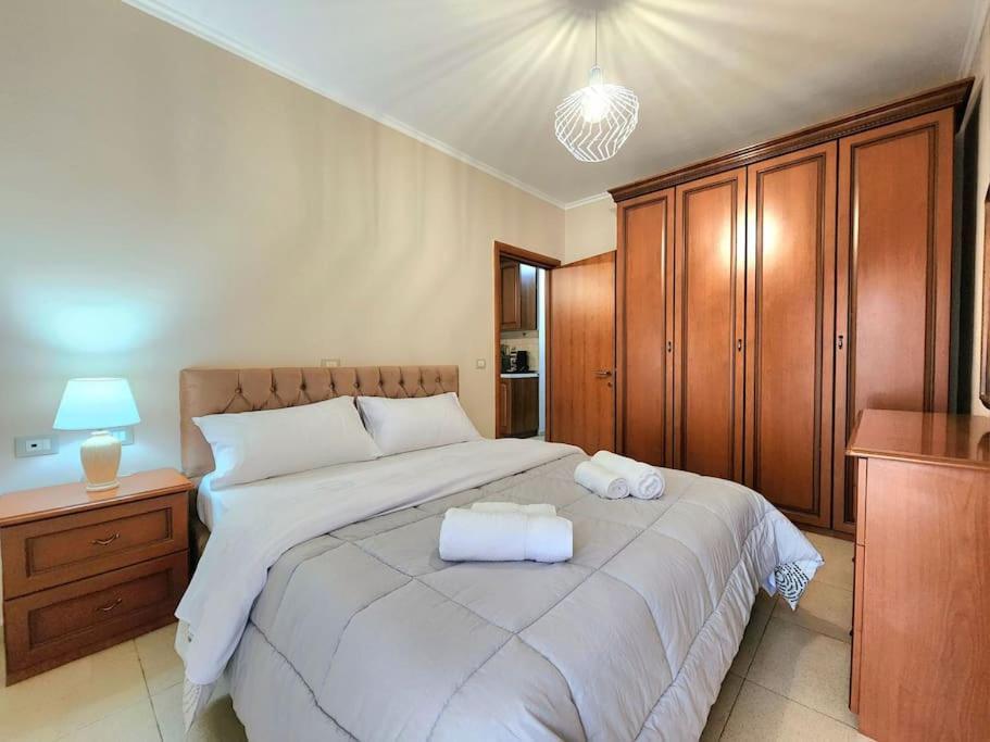 One Bd Flat Near Center With 24H Self Check In Apartment Tirana Exterior foto