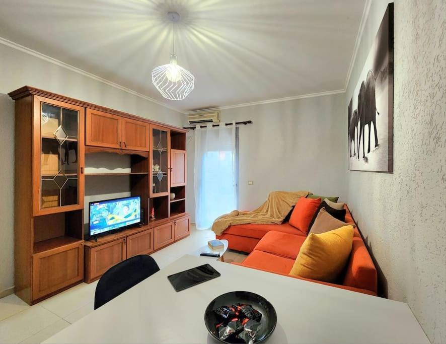 One Bd Flat Near Center With 24H Self Check In Apartment Tirana Exterior foto